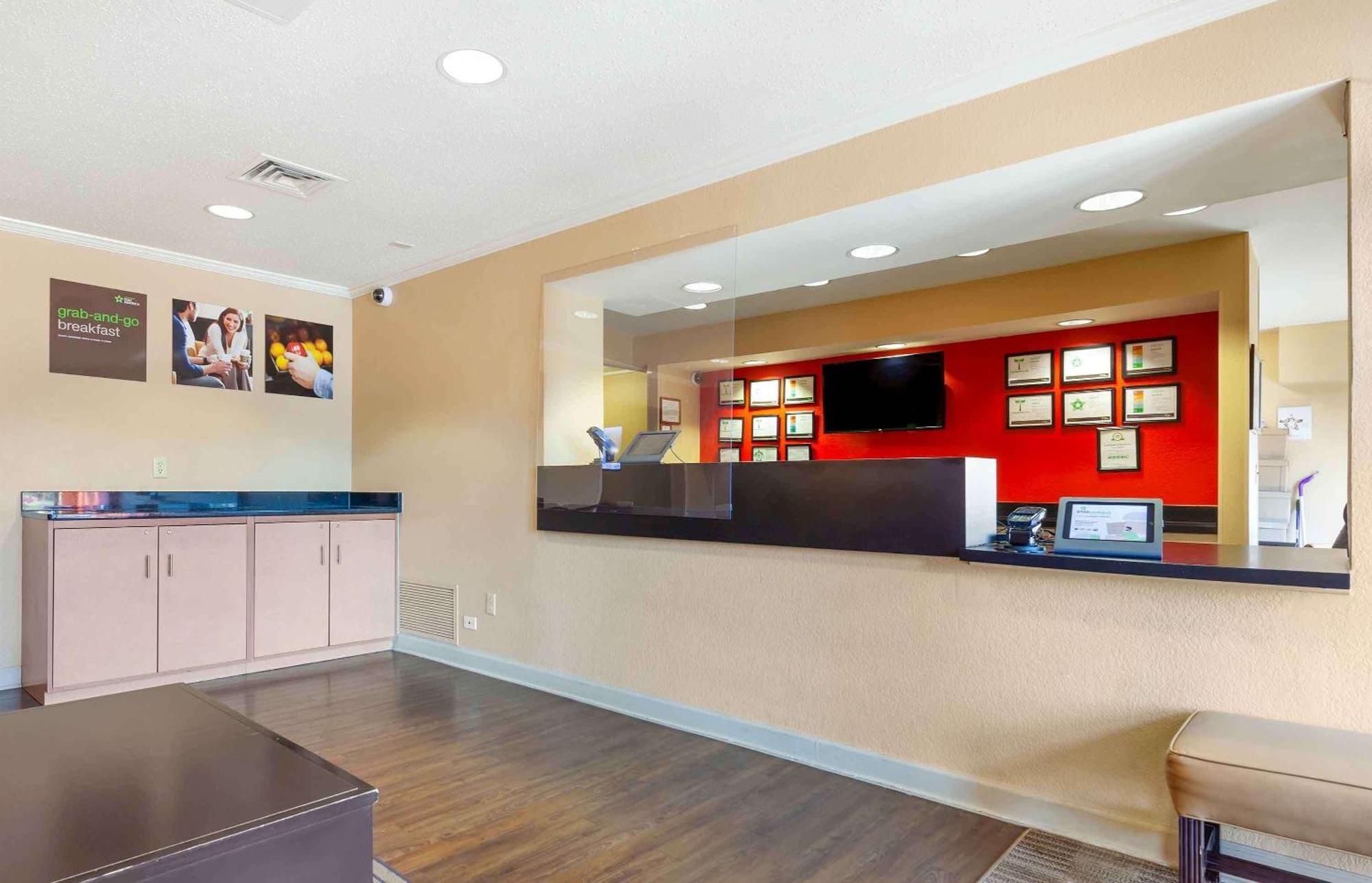 Extended Stay America Select Suites - Madison - Old Sauk Rd Exterior foto